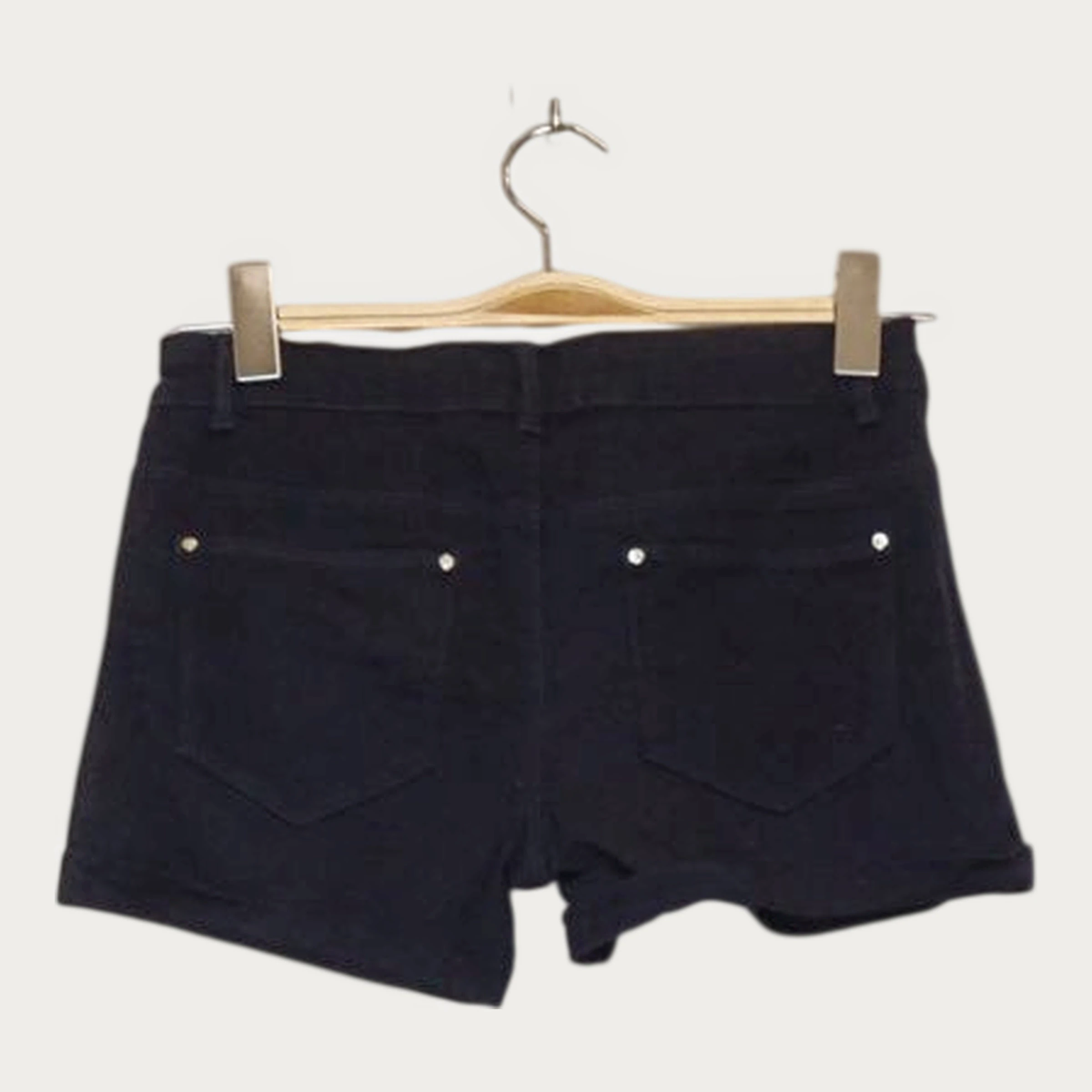 Short seulement – photo 2